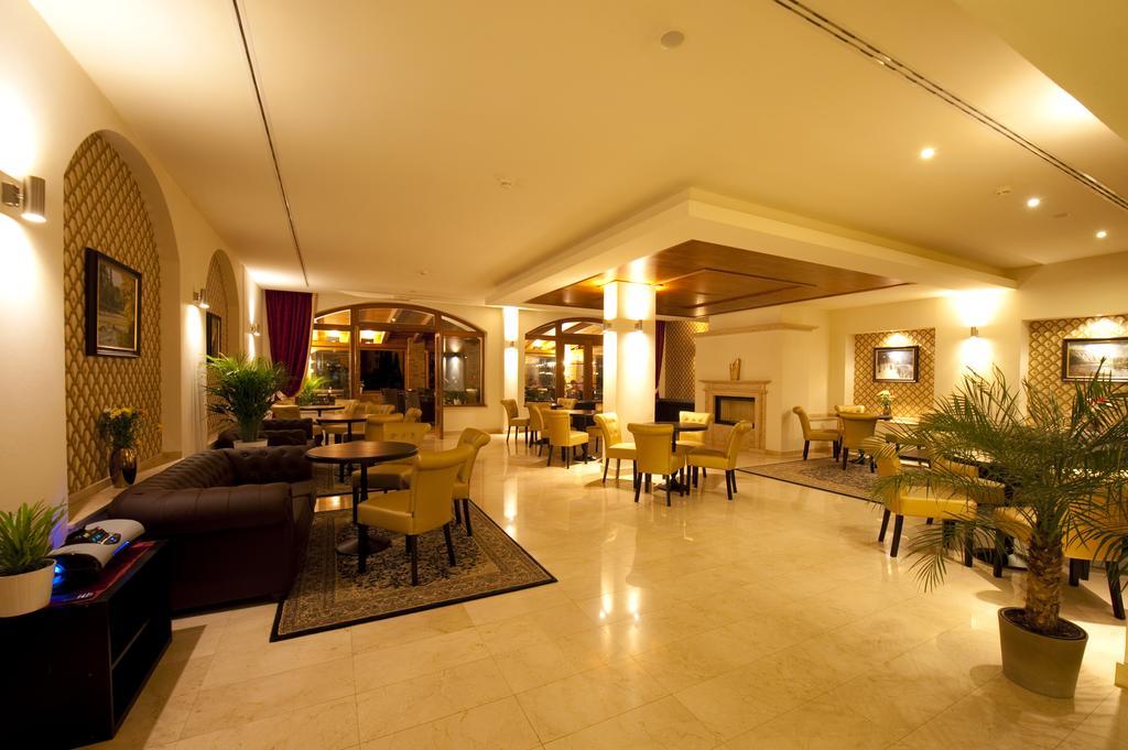 Hotel Princess Леднице Стая снимка